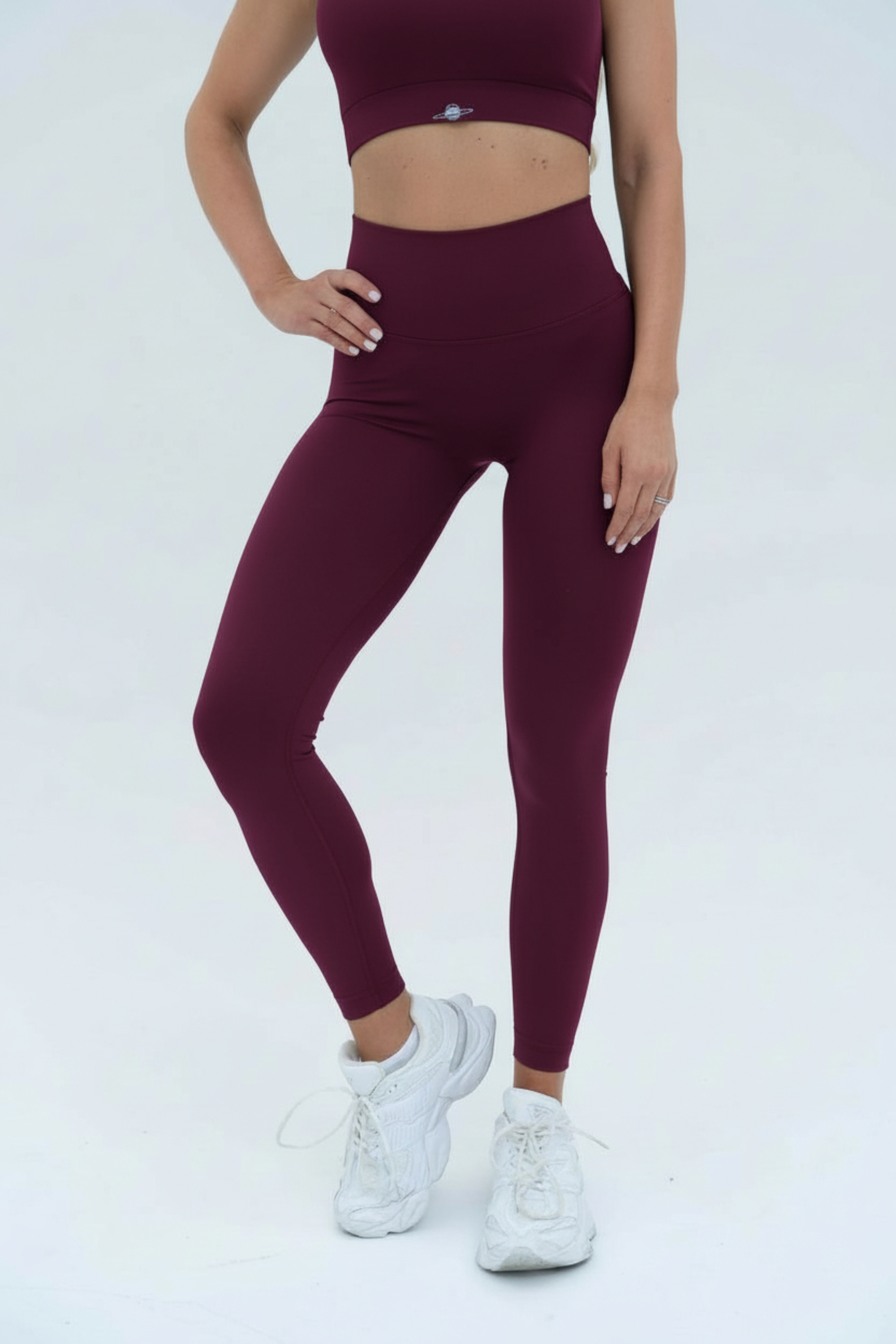 Burgundy sculpting gym leggings shaping glutes – high waist seamless workout