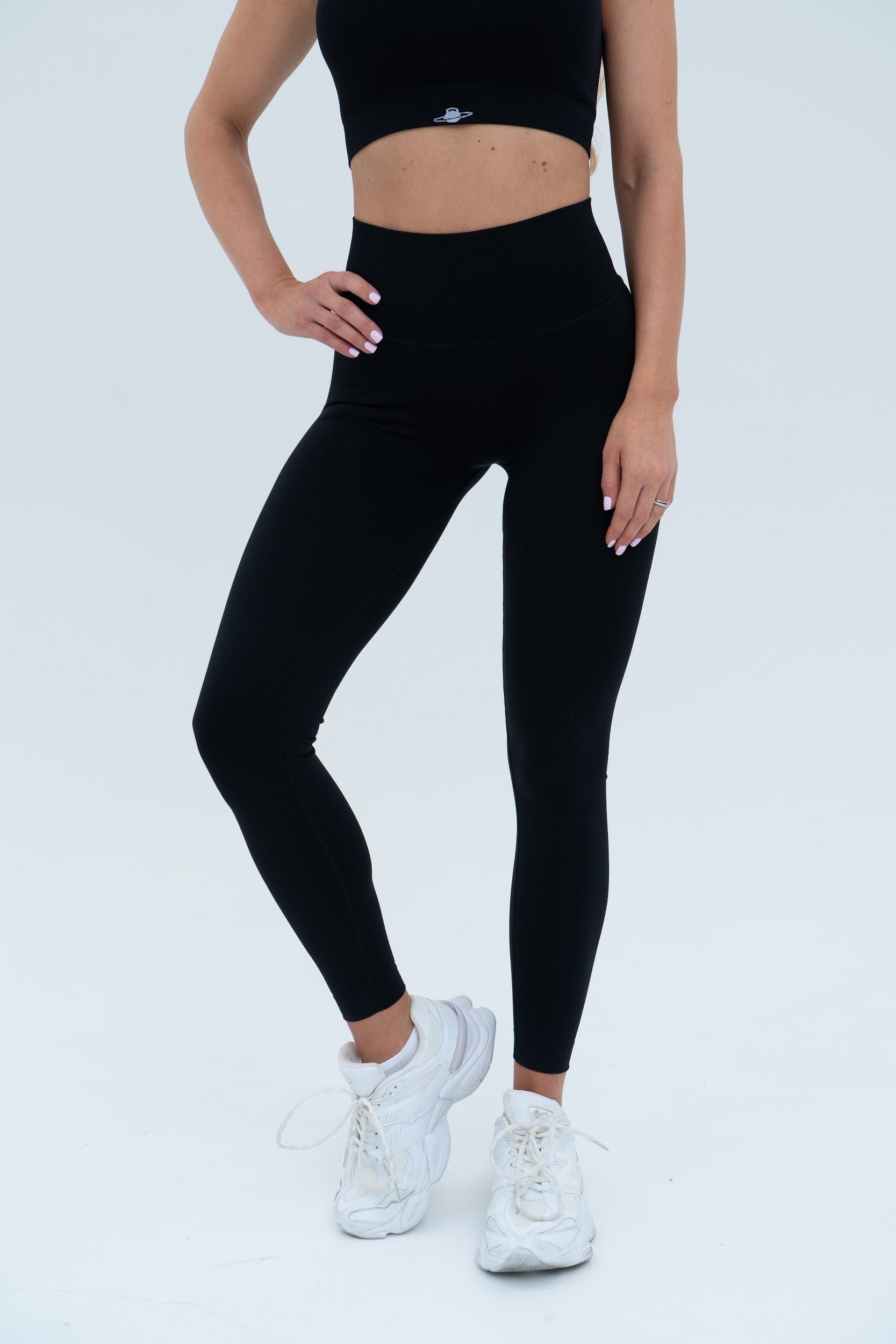 SECOND SKIN LEGGINGS (Black)
